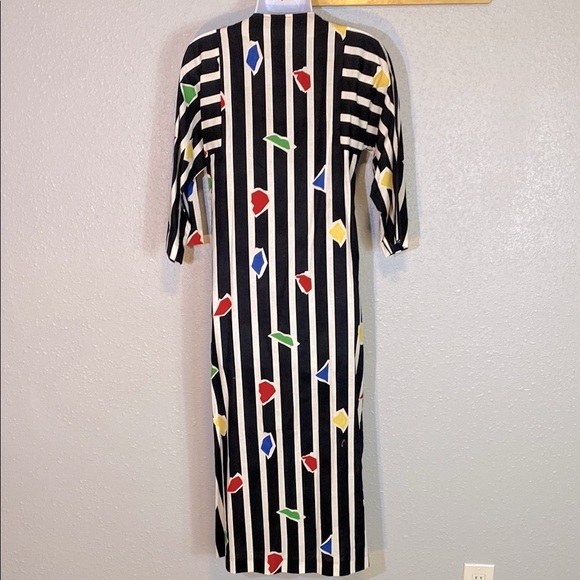 VNTG Neiman Marcus Black and White Midi Dress with Crew Neck - Picture 5 of 7